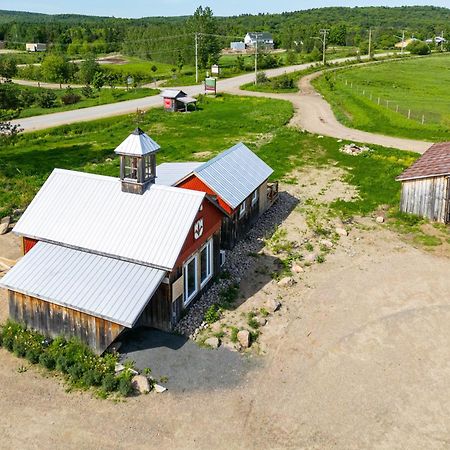 Le Baluchon Eco-Villegiature Saint-Paulin Buitenkant foto