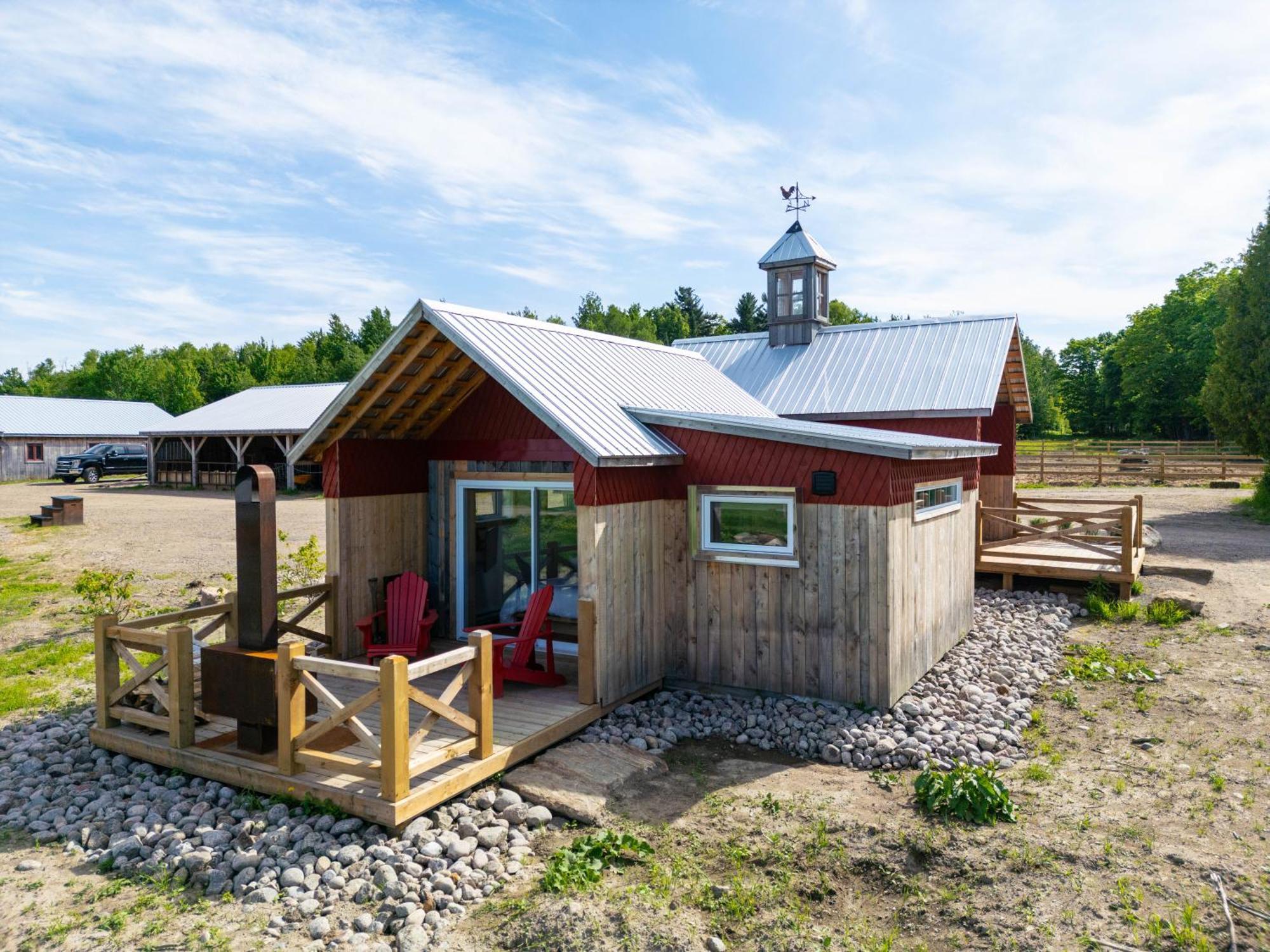 Le Baluchon Eco-Villegiature Saint-Paulin Buitenkant foto