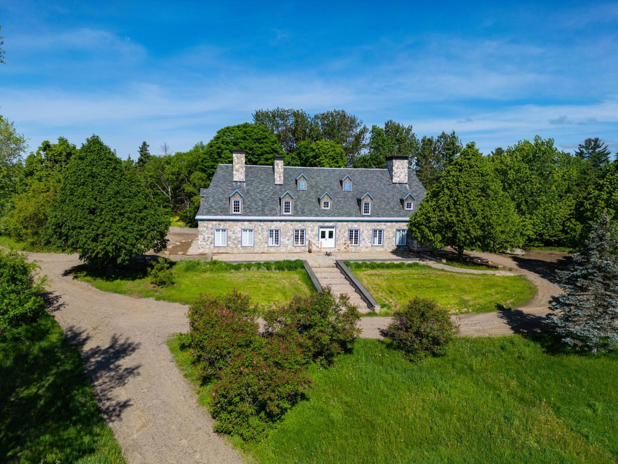 Le Baluchon Eco-Villegiature Saint-Paulin Buitenkant foto